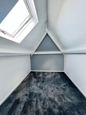 Bedroom- click for photo gallery